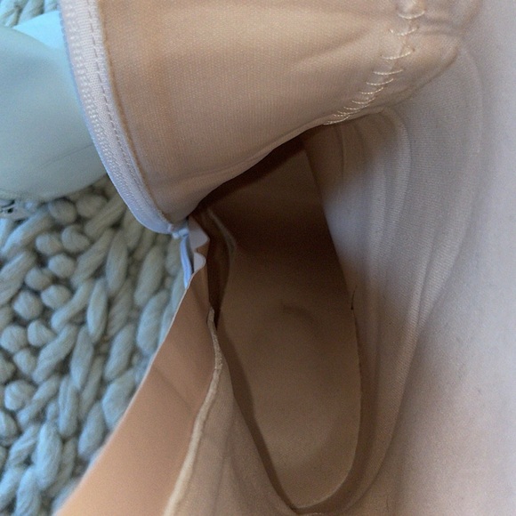 White Heeled Booties - Size: 38 / US 7.5 - Picture 9 of 9